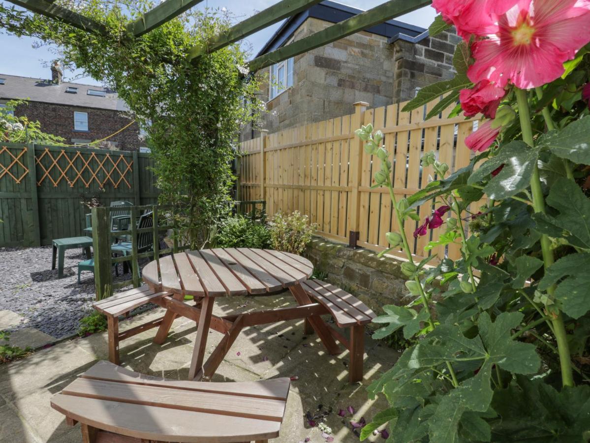 Sea Change Whitby Exterior photo